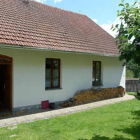 Holiday House *