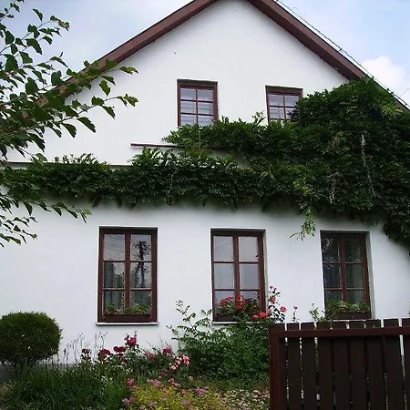 Feriehus Holiday House Sázava