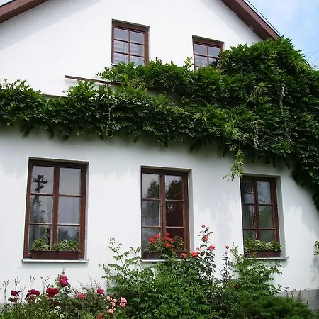Feriehus Holiday House